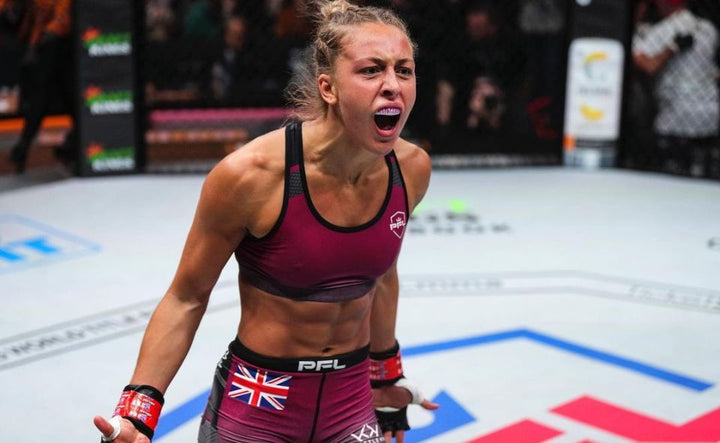 MMA Star Dangerous Dakota Ditcheva signs with Applied Nutrition!